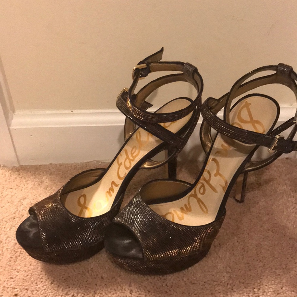 Sam Edelman platform Sandle